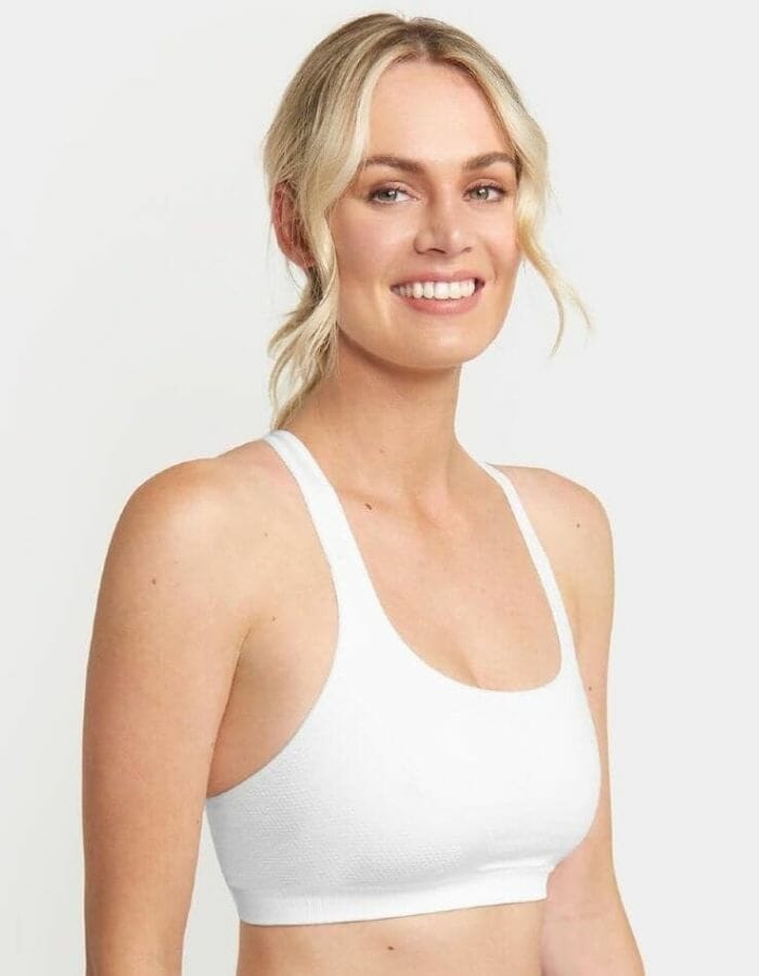 Sport Bra Review, Triumph Triaction Seamfree Crop Top