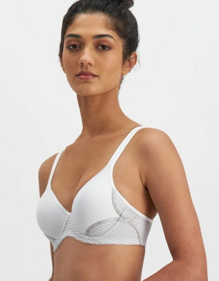 Sports Bra Review of the Berlei Electrify Contour Bra