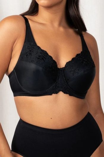 Triumph Embroidered Minimiser Bra, Black, Front View