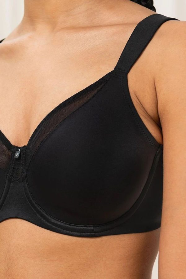 Triumph True Shape Sensation Minimiser Bra, Black, Close Up View