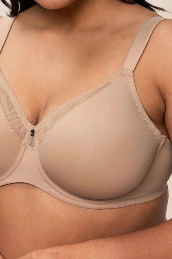 Triumph True Shape Sensation Minimiser Bra, Smooth Skin, Close Up View