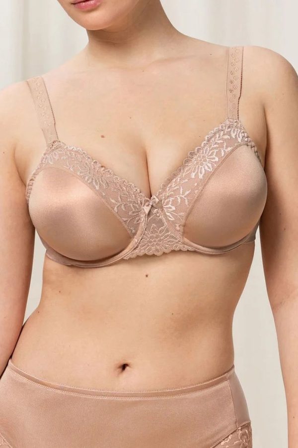 Triumph Ladyform Soft Minimiser Bra, Smooth Skin, Front View