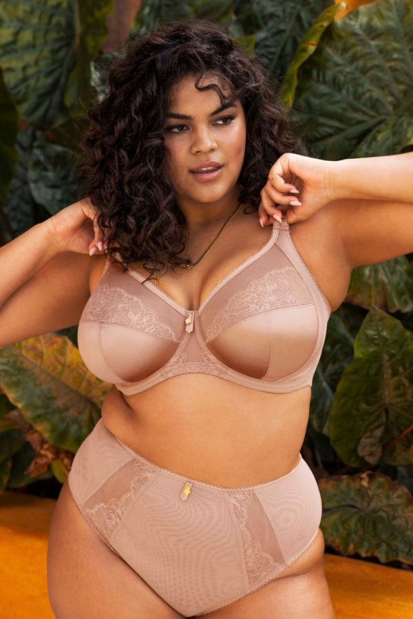 Elomi Cate Allure Bra, Sahara, Lifestyle View