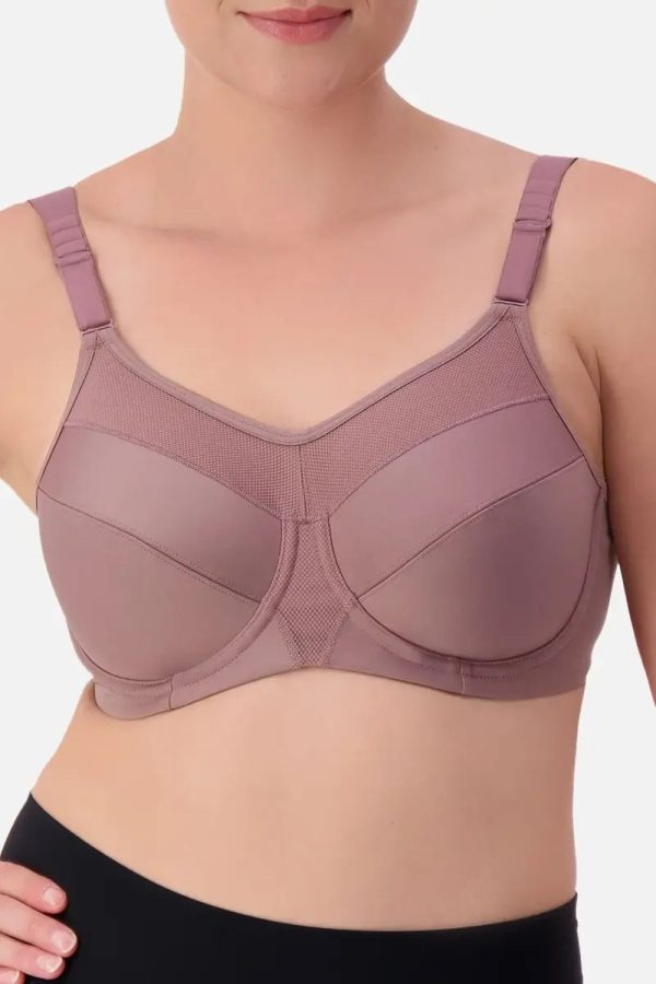 Triumph Triaction Ultra W Sports Bra, Praline, Front View