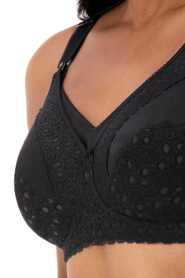 Triumph Lace Maternity Wirefree Bra_Black, Close Up View